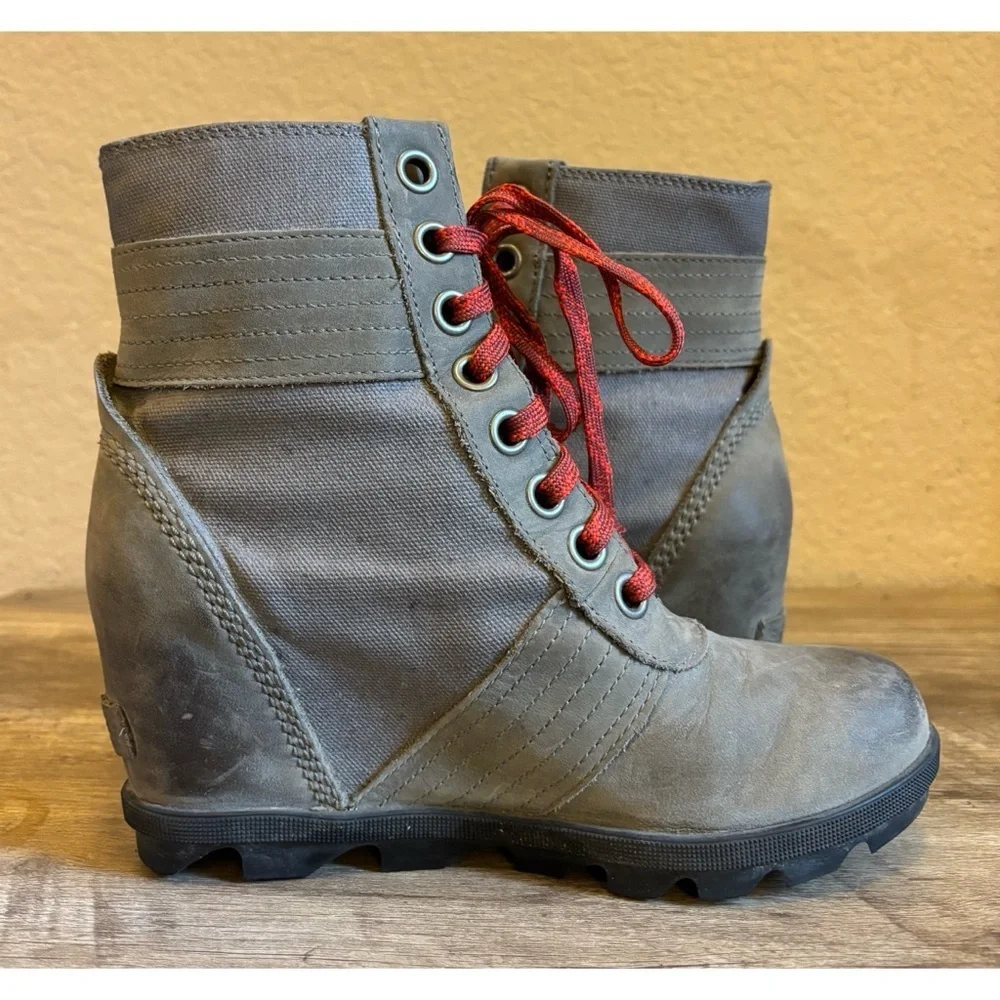 Sorel Lexie Wedge Bootie Leather and Fabric Upper Waterproof